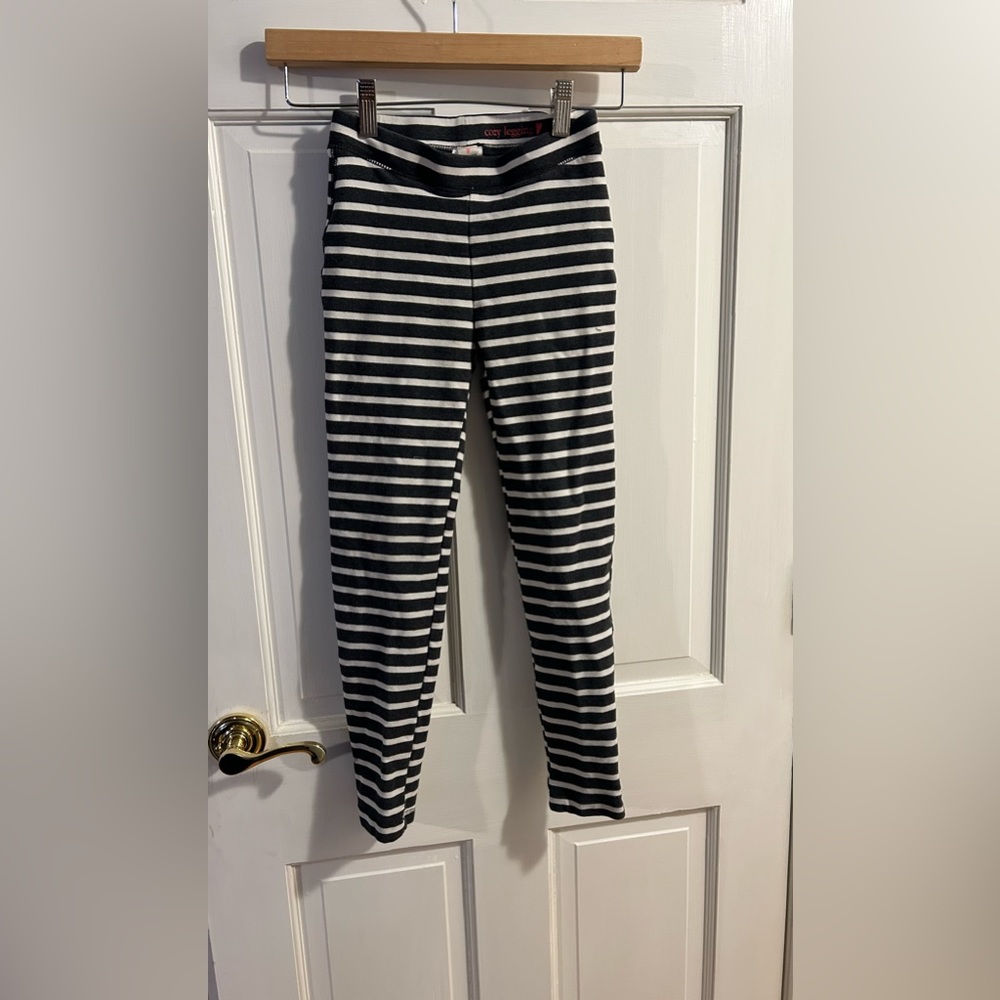 Crewcuts Girls black and white striped cozy leggings, size 8.